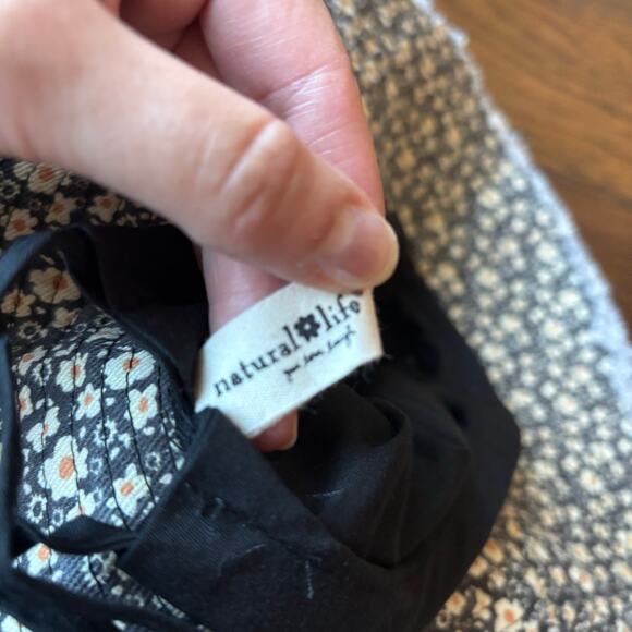 Natural Life Women’s Black Floral Bucket Hat Flower Beachy Boho Hippie - Picture 5 of 5